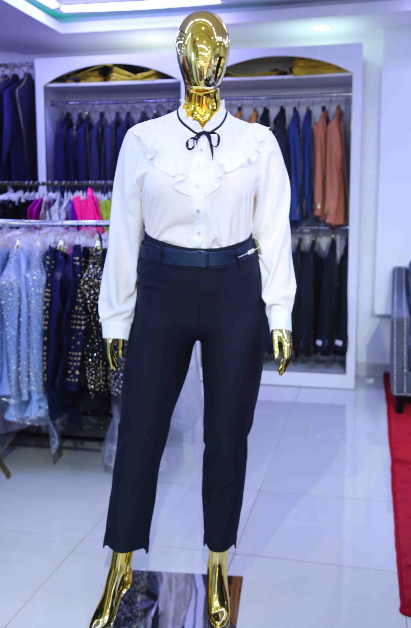 Plain Trousers With Belt